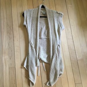 WDNY Sleeveless Sweater Medium
